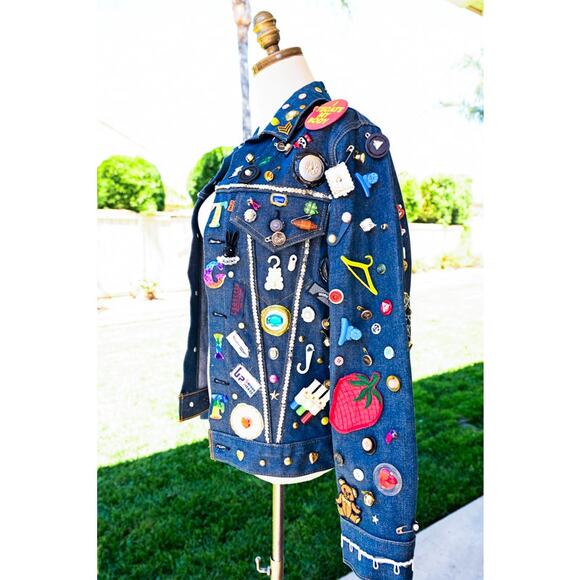 Custom 80's Denim Jean Jacket Levi's Orange Label Charms Pins Patches - Picture 2 of 15